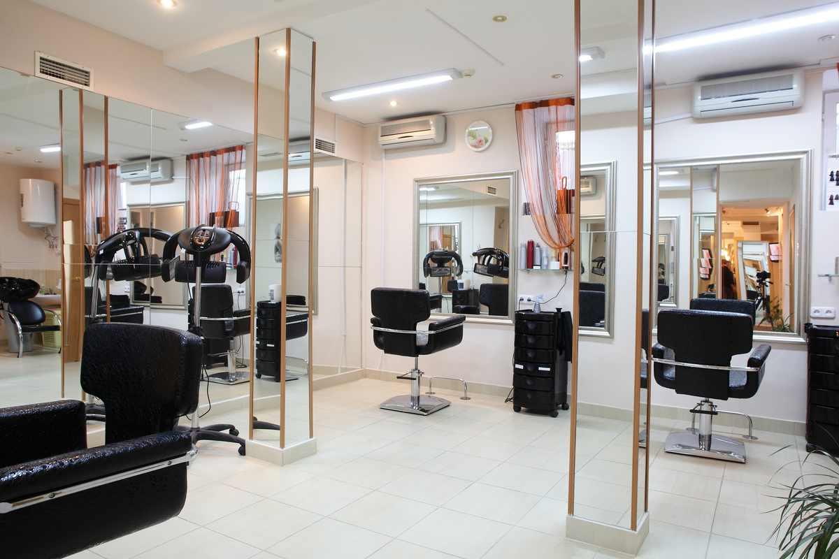 How Much Money Can A Salon Owner Make? Is It Profitable? - Japan Scissors