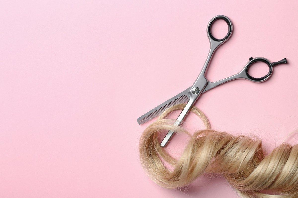 How to use blending and texturizing scissors? - Japan Scissors