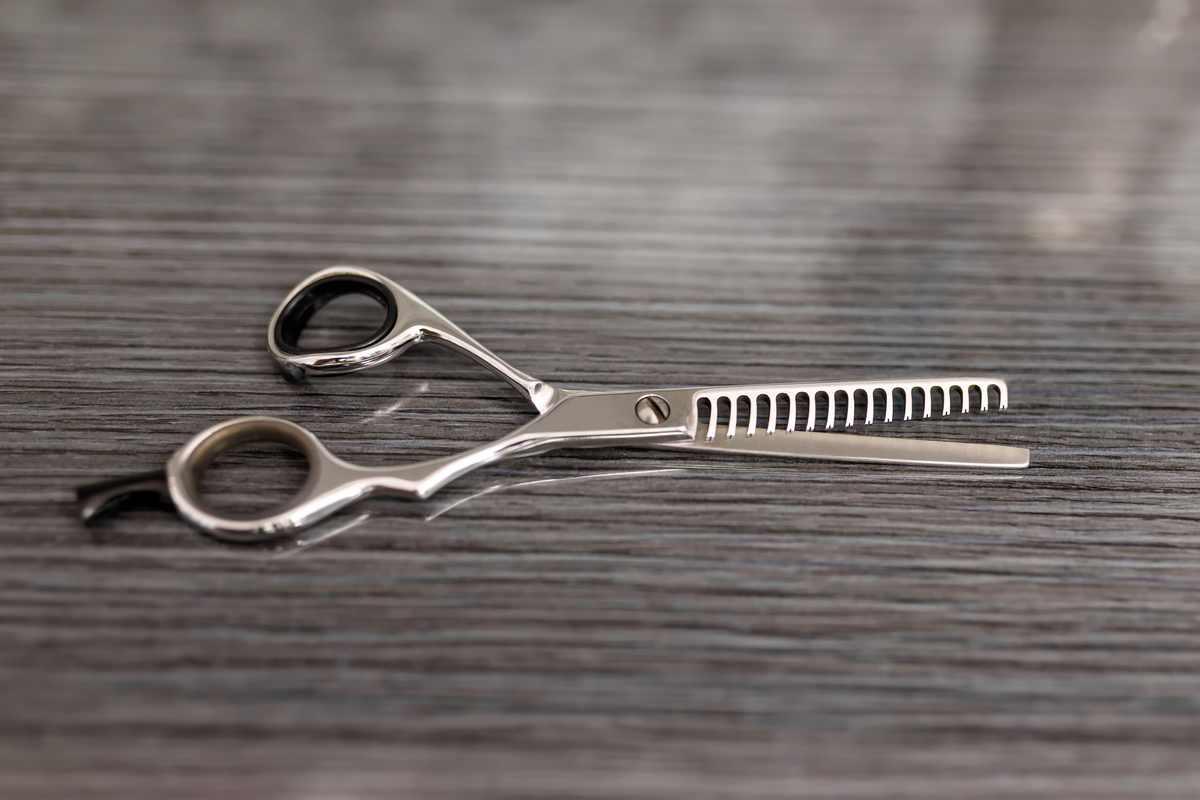 Will My Hair Grow Back After Using Thinning Scissors? – Japan Scissors